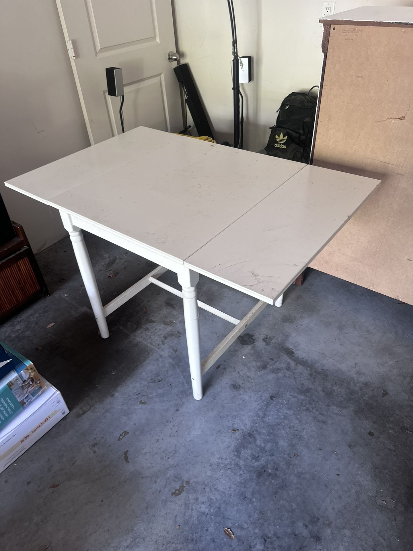 White Foldable Dining Table