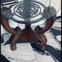 1 End Table From Ashley Furniture 