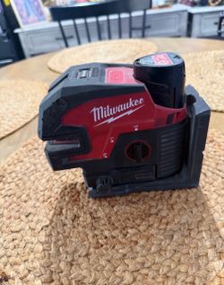 Milwaukee laser