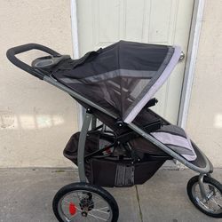 GRACO JOGGER STROLLER