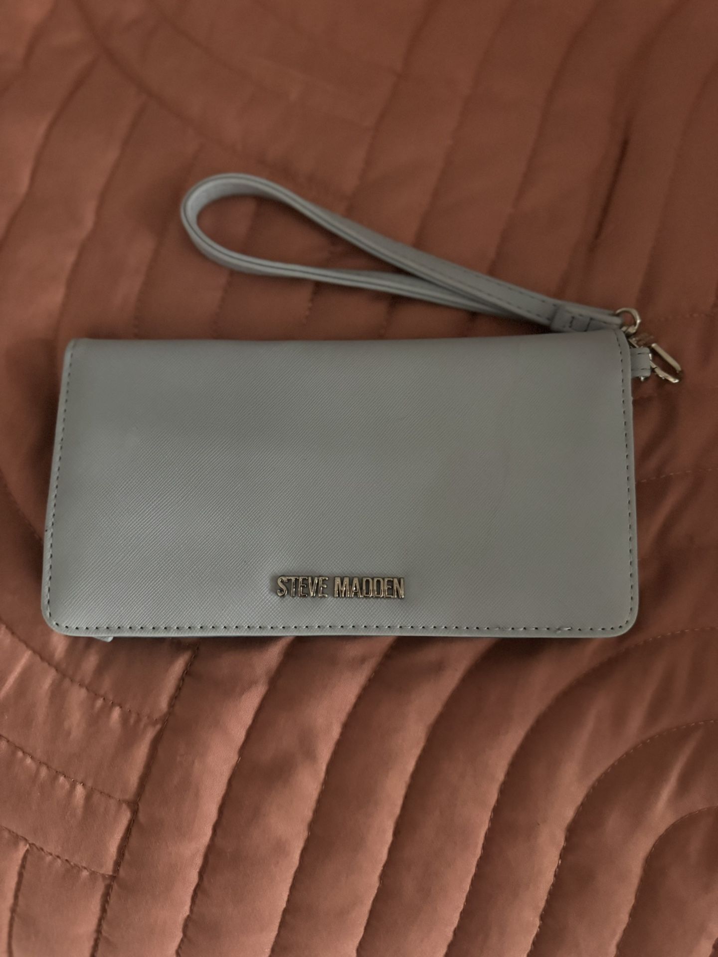 Steven Madden Wristlet
