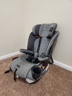 Chicco Car Seat (25-65 lb kids)