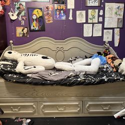 Twin Sized Day Bed