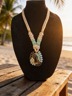 Handmade wired pendant and necklace