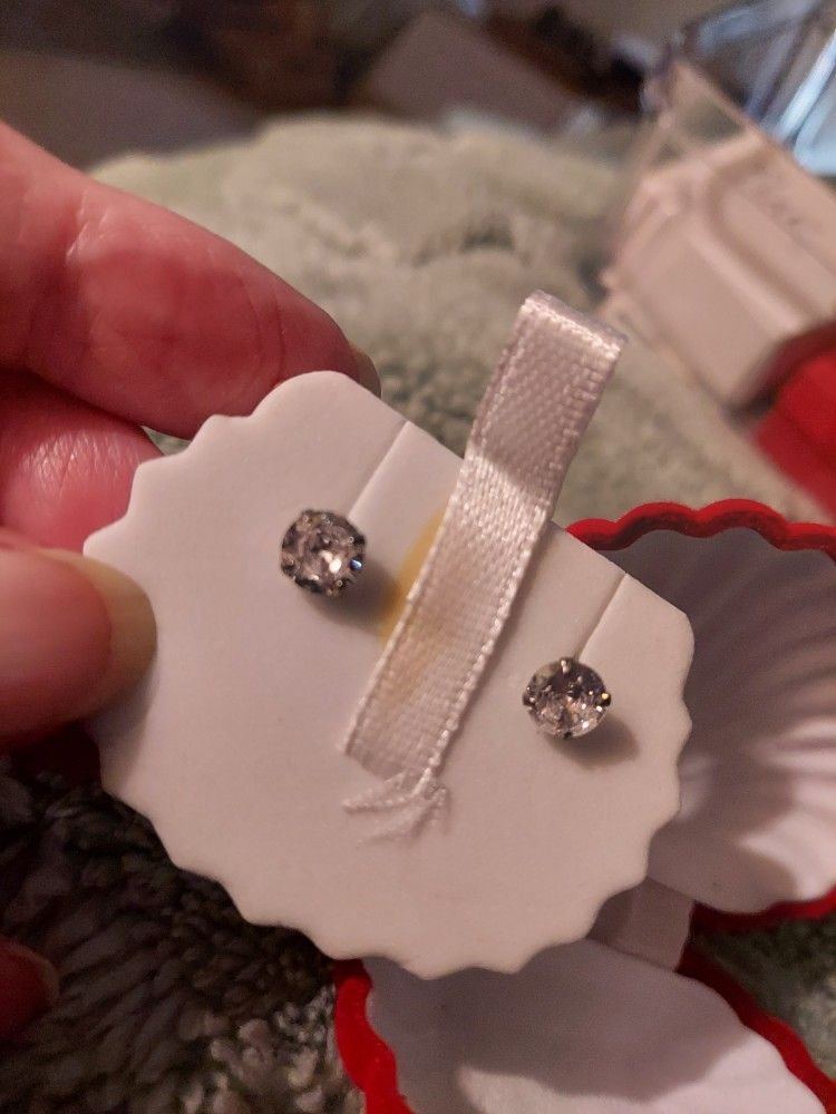 Dainty CZ Round Cut Earrings. Will Not Tarnish. Never Worn.