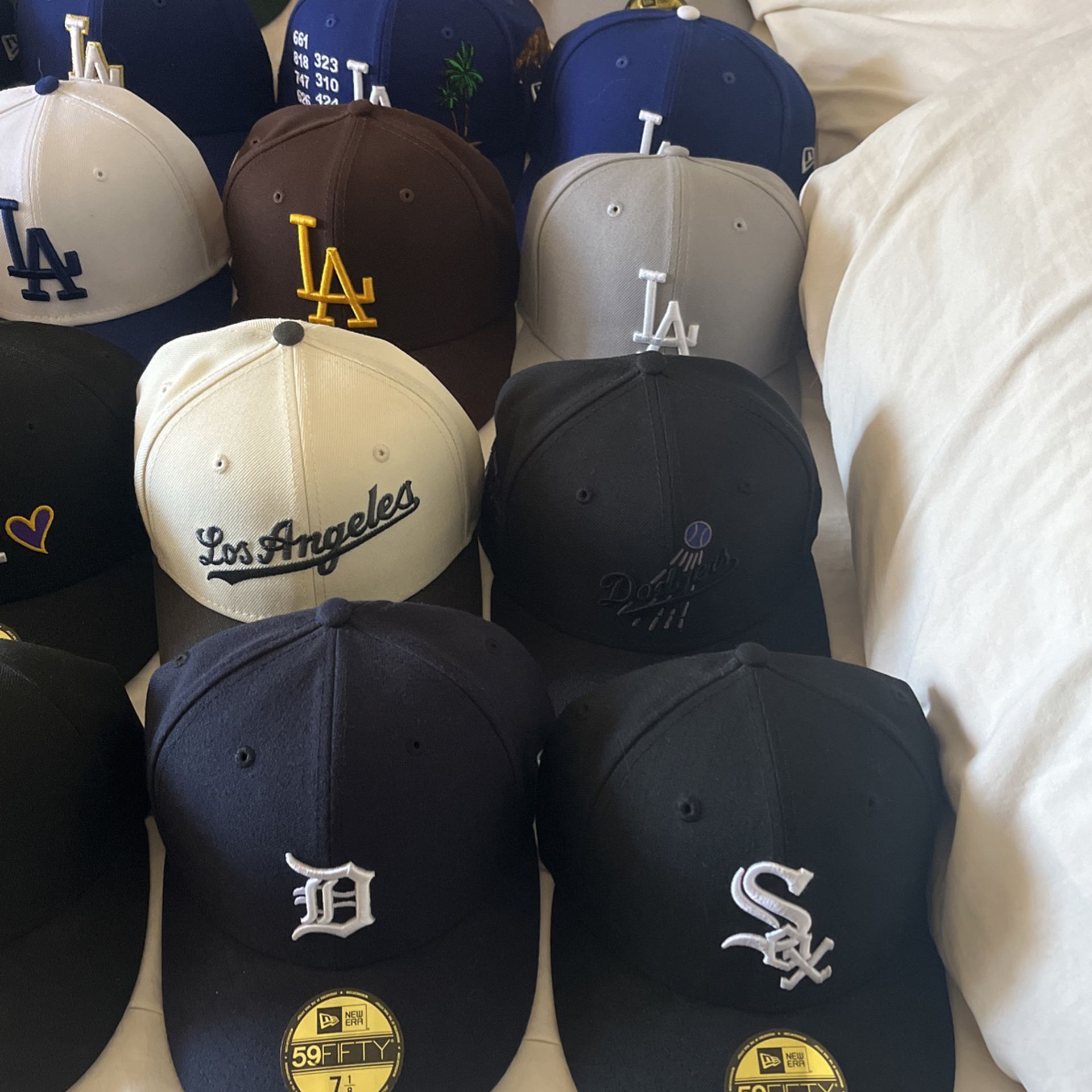 Vintage UCLA Bruins Dodgers Raiders Stanford University Snapback And Fitted  Hats for Sale in Rialto, CA - OfferUp