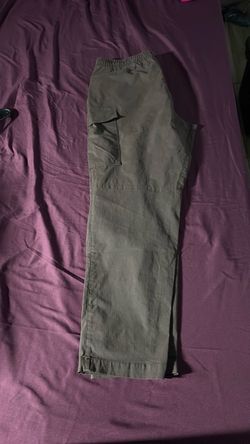 Men’s Medium pants 2pair cargo like