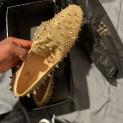 FERUCCI Dress Down Shoes Size 10