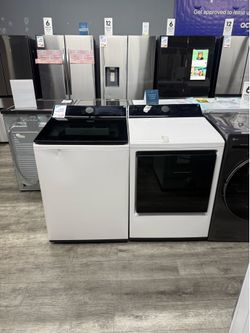 LG - 5.5 Cu Ft Extra Large Capacity Top Load Washer With AI Wash / Deep Fill & 7.3 Cu Ft Matching 220 Volt Electric Dryer Laundry Pair in Alpine White