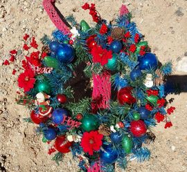 Homemade Wreathes Choice $40