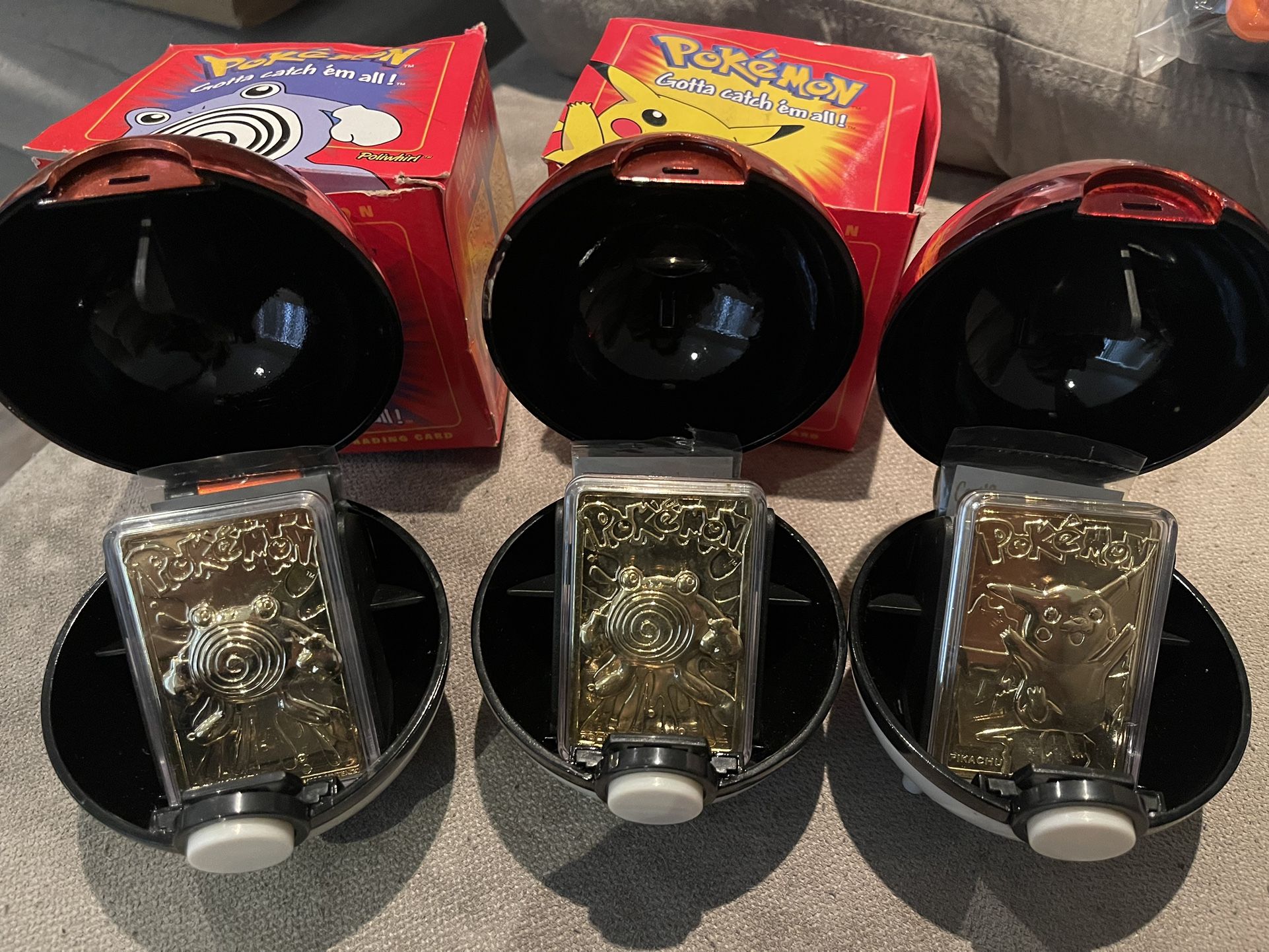 pokemon pokeball with gold card 23K Gold-Plated Trading Limited Edition and put it into your hand Pokemon Gold Cards Burger King