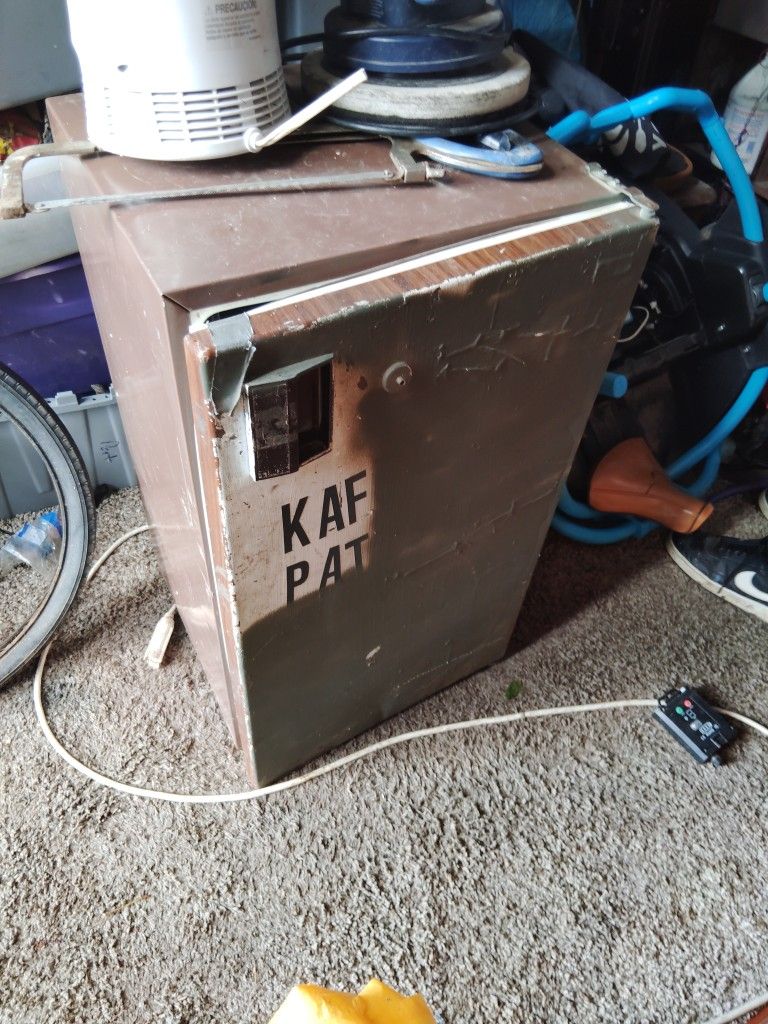 Mini Fridge