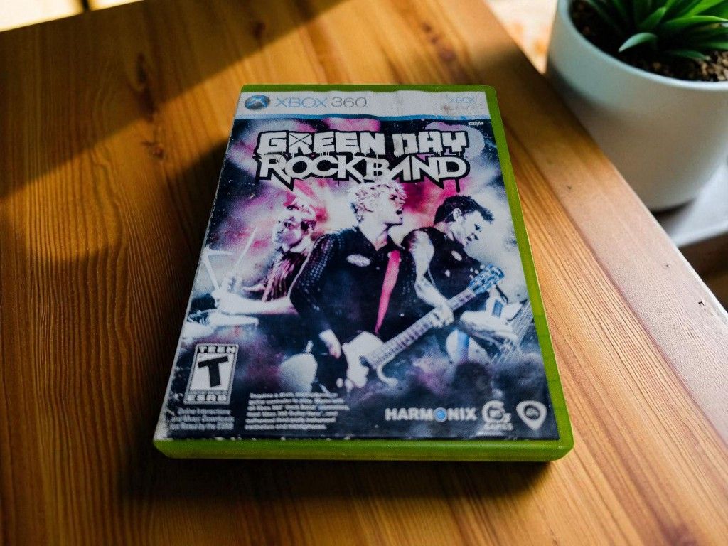 Green Day: Rock Band Xbox 360 *Almost CIB* *Slight Sun Bleed Cover Art*