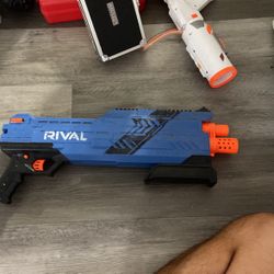 xvi-1200
