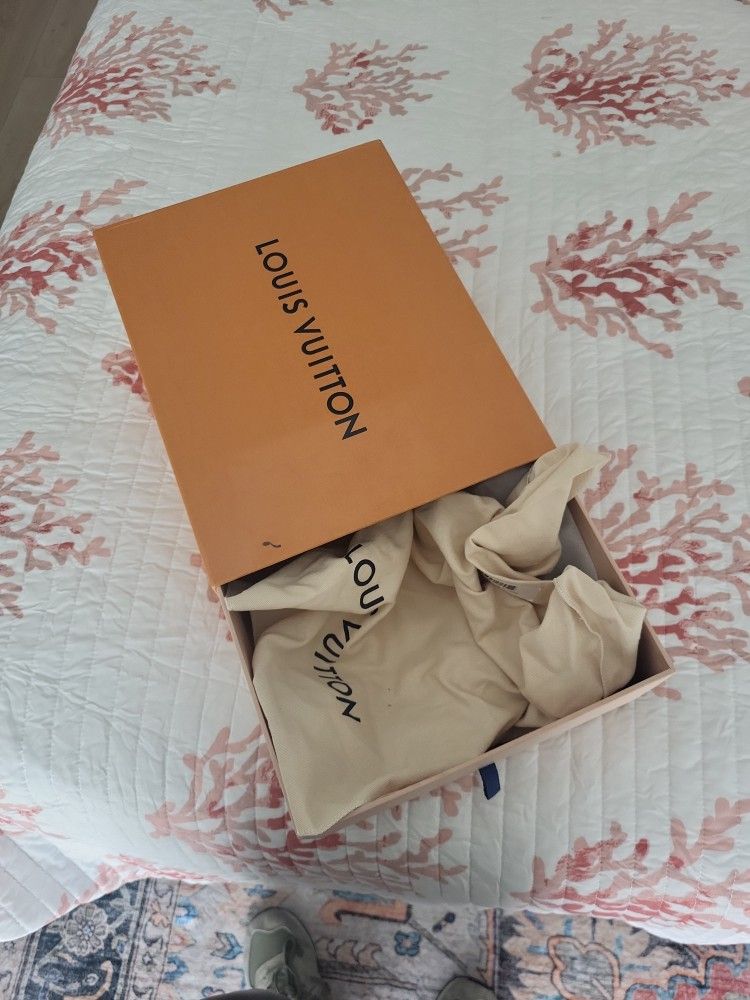 Louis Vuitton Orange Box 
