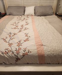 Sturdy Cal king Bed