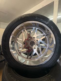 Dodge ram 2500 wheels and tires 22x10 with 305/45/22