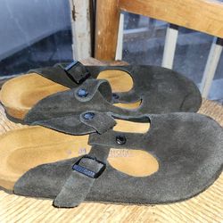 Birkenstock Clogs SIZE 41/9 $40 SHIPPING INCLUDED!!!