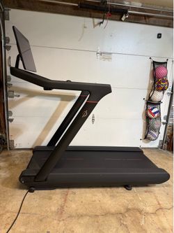 Peloton tread