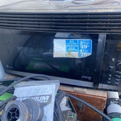 General Electric mounted Microwave 