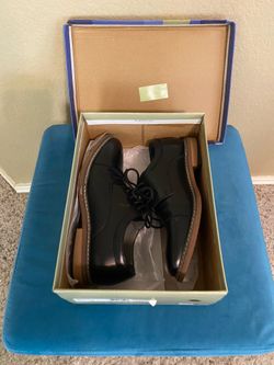 Juniors Leather Black shoes size 2 $2