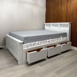 Full Bed And Mattress With Drawers 