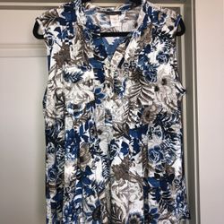 Women’s Top Size Large 