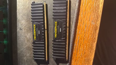 4 x 8gb DDR4 3200MHz RAM