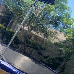16 Ft Trampoline With a Basketball  Hoop