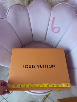 LOUIS VUITTON Box 