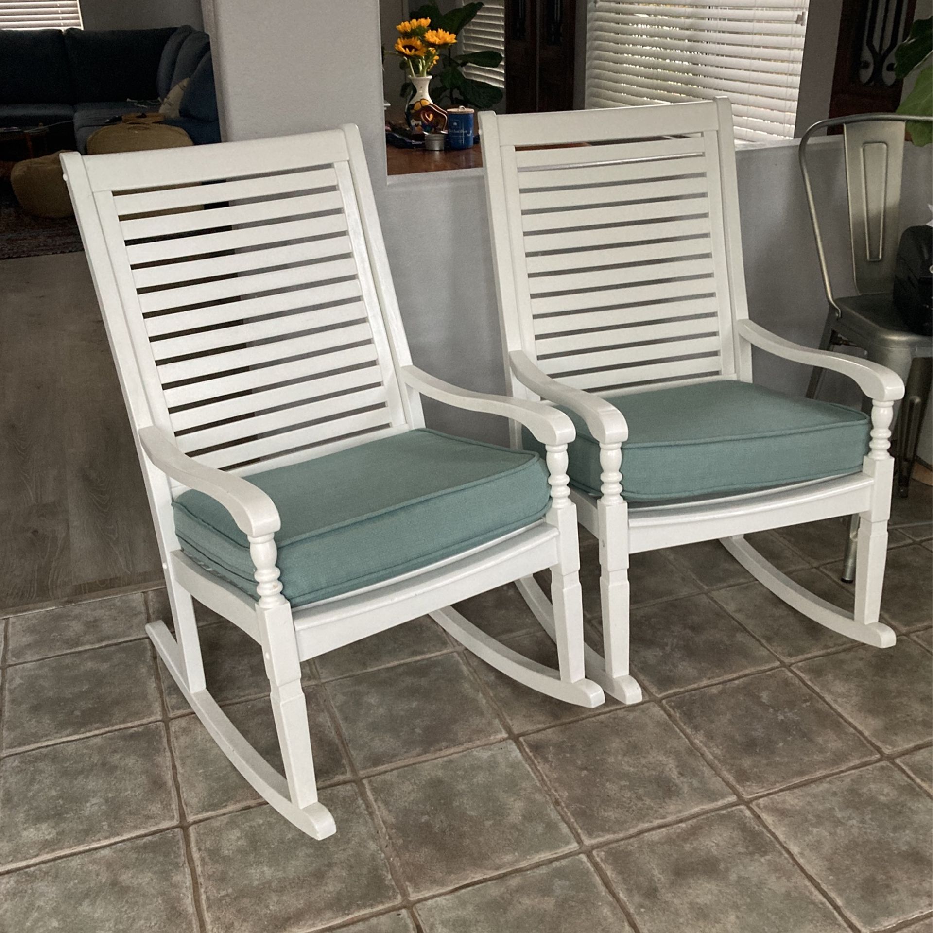 2 Beautiful Sturdy Oversized White Rocking Chair