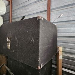 Yamaha Sw2 18v  2400 Watts Speakers Club Series V