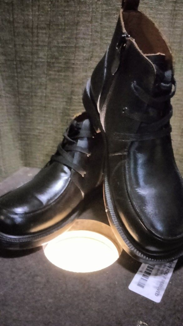 Round Toed Leathers