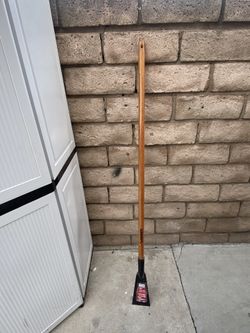 Husky Heavy Duty Scraper