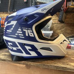 Youth LARGE answer Full Face Helmet 