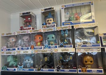 JUMBO FUNKO POPS!