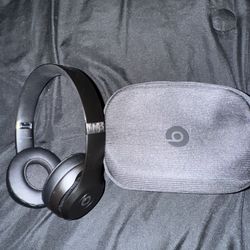 Beats Solo 4 Bluetooth Wireless 