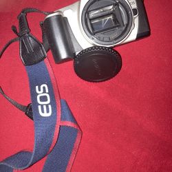 CAMERA SHELL WITH BOOKLET