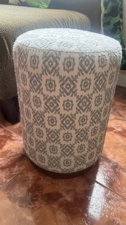 Petite Stool/footrest 