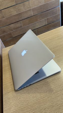 Apple MacBook Pro 15” Retina i7/16GB/500GB SSD 