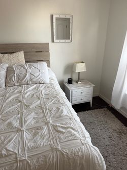 TWIN BEDROOM SET + MATTRESS + NIGHTSTAND – $400 OBO