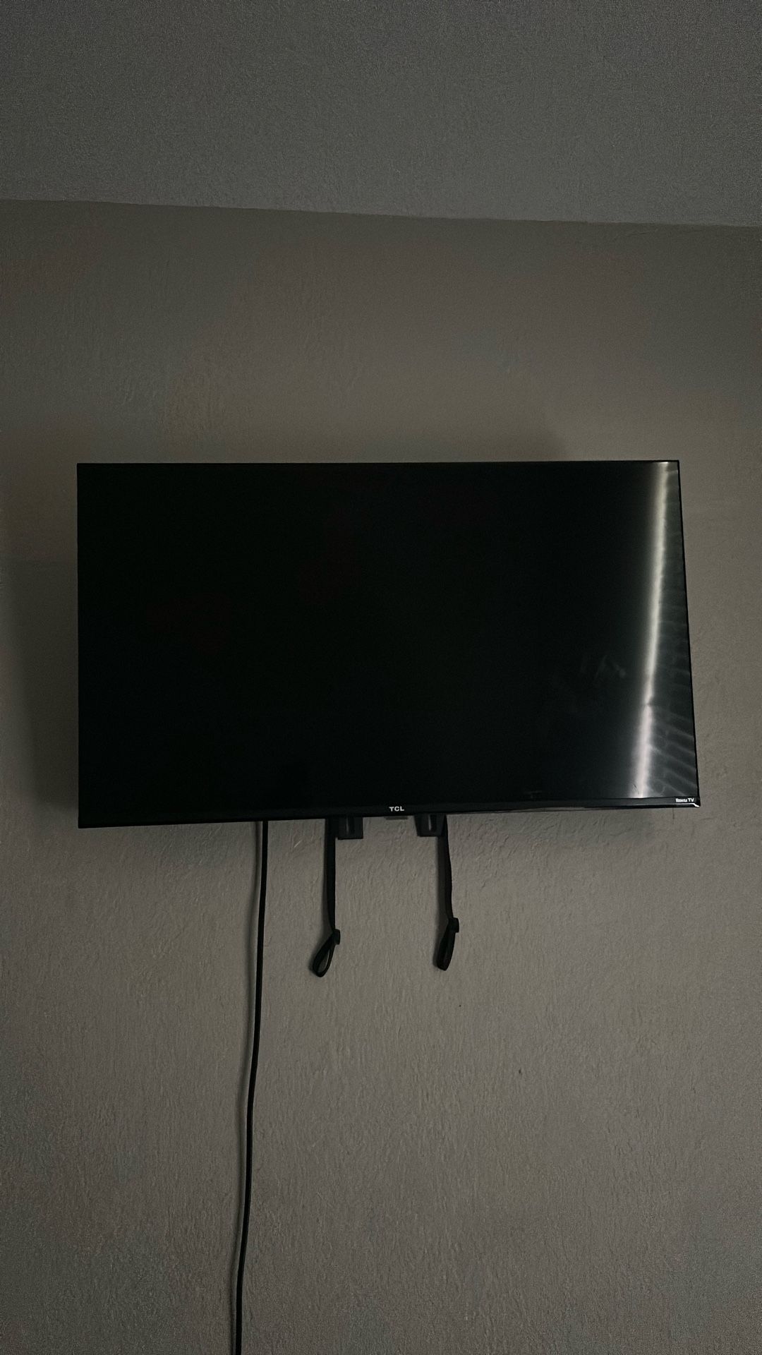 TCL 50 In HD Roku Tv