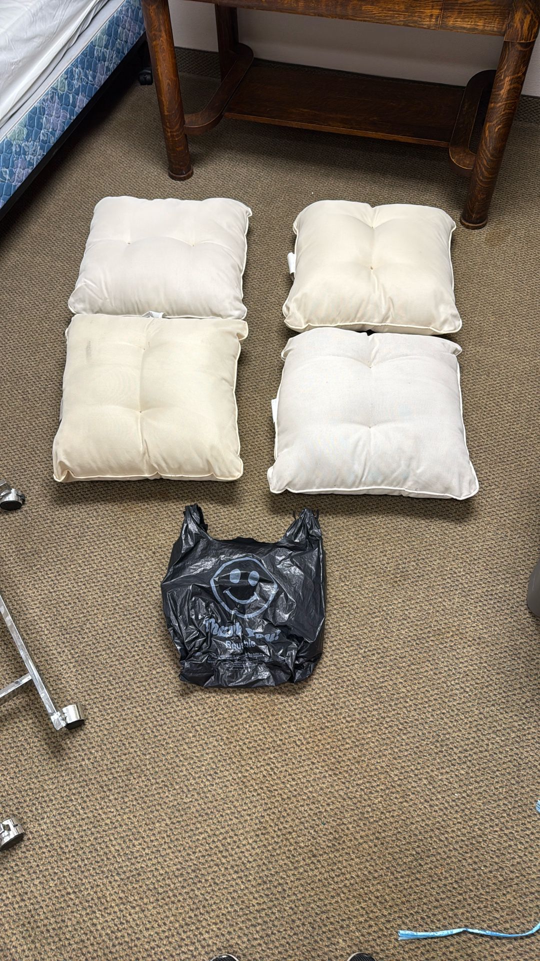 Free Outdoor Seat Cushions