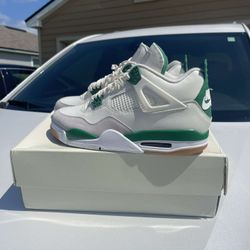 Jordan 4 SB