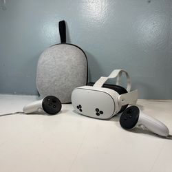 Meta Quest 3S 128GB + Carrying Case