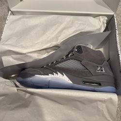 Jordan 5 Wolf Grey