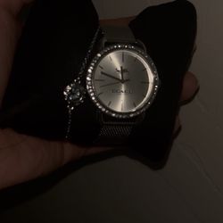Coach watch With Coach Bracelet 