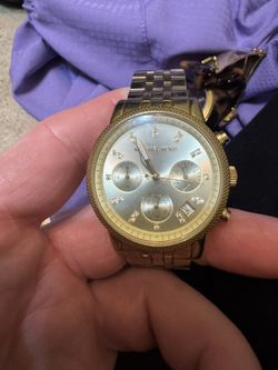 Michael Kors Ritz MK5676 Gold stainless steel, chronograph, Japanese quartz movement
