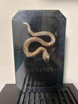 French Avenue Veneno Eau de Parfum Spray 3.4 fl oz Regular Size New Sealed