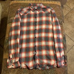 Young LA Red Cream Grey Black Flannel Size Medium 